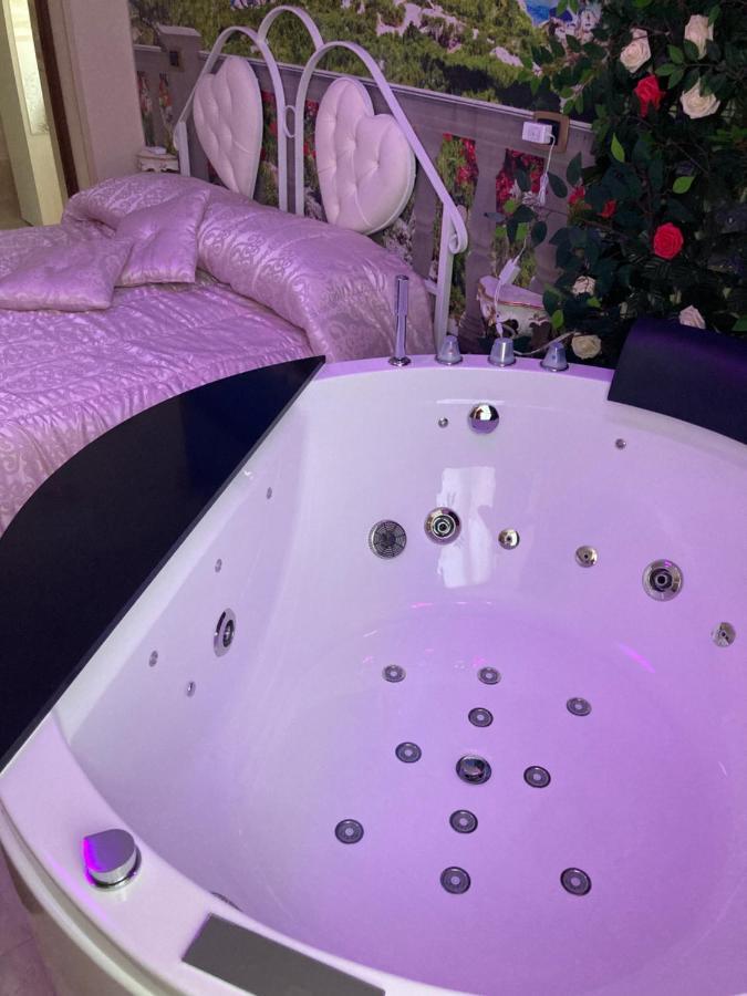 B&B La Reggia Di Rihanna Spa Caserta Exteriör bild