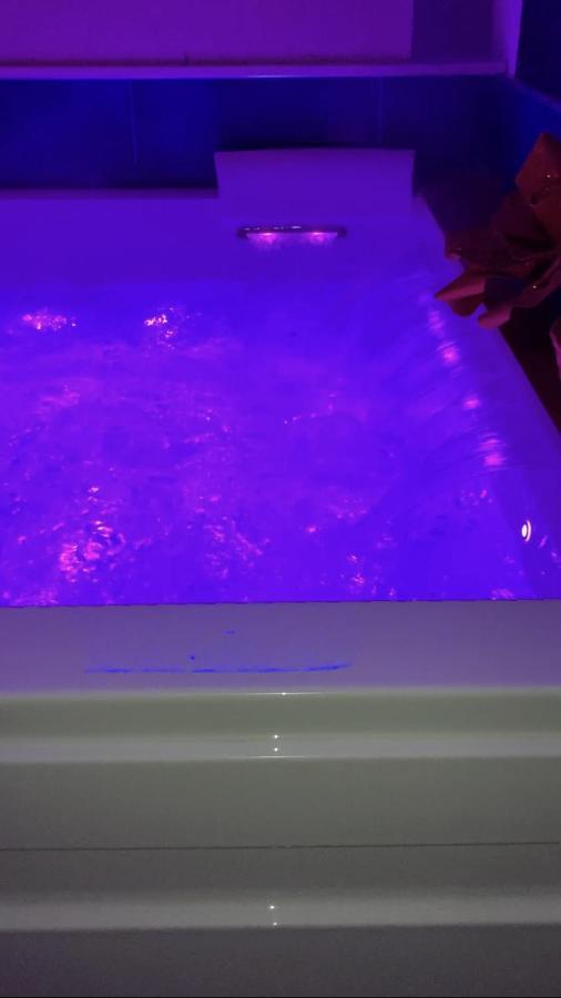 B&B La Reggia Di Rihanna Spa Caserta Exteriör bild